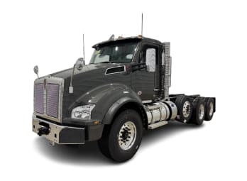 Featured image with white background for this 2027 Kenworth T880 (Stock number: VJ243552)