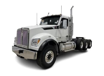 Featured image with white background for this 2027 Kenworth T880 (Stock number: VJ247182)