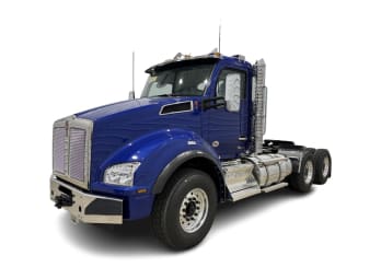 Featured image with white background for this 2027 Kenworth T880 (Stock number: VJ249799)