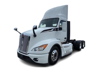 Featured image with white background for this 2027 Kenworth T680 (Stock number: VJ250444)