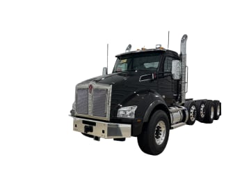 Featured image with white background for this 2027 Kenworth T880 (Stock number: VJ264065)