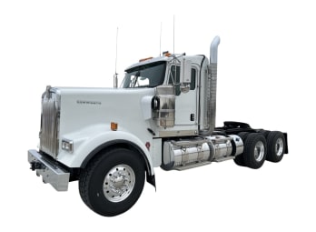 Featured image with white background for this 2027 Kenworth W900B (Stock number: VR234539)