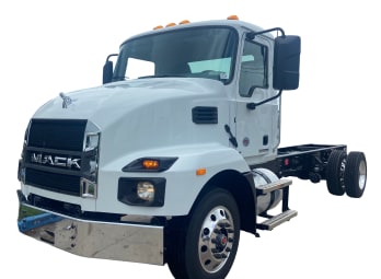 Featured image with white background for this 2027 Mack MD6 (Stock number: VS020327)