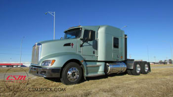 2014 Kenworth T660 UER390141A