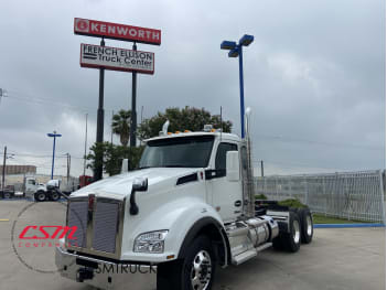 2025 Kenworth T880 SJ131573