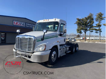 2015 Freightliner Cascadia UFLGG9752