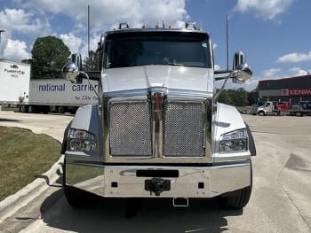 2025 Kenworth T880 SJ183470