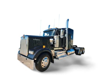 2026 Kenworth W900L TR216632
