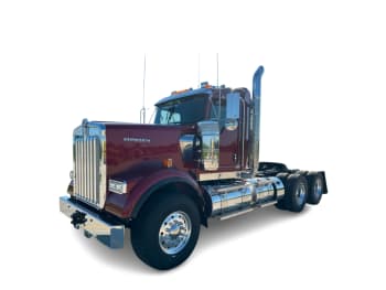 2026 Kenworth W900B TR216718