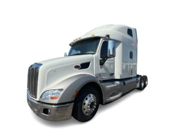 2021 Peterbilt 579 UMD759984