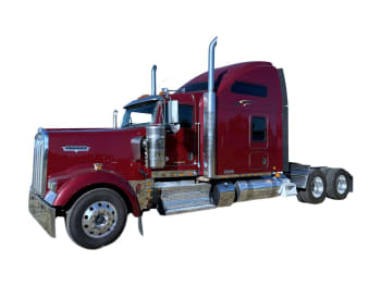 2022 Kenworth W900L UNR474560