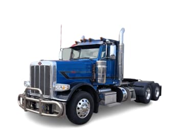 2023 Peterbilt 389 UPD816047