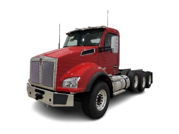 2027 Kenworth T880 VJ268045