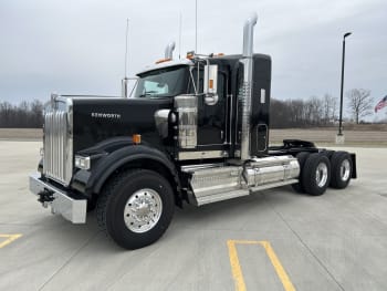2027 Kenworth W900L VR234545
