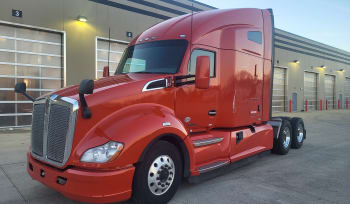 Exterior front drivers side for this 2019 Kenworth T680 (Stock number: UKJ297523)