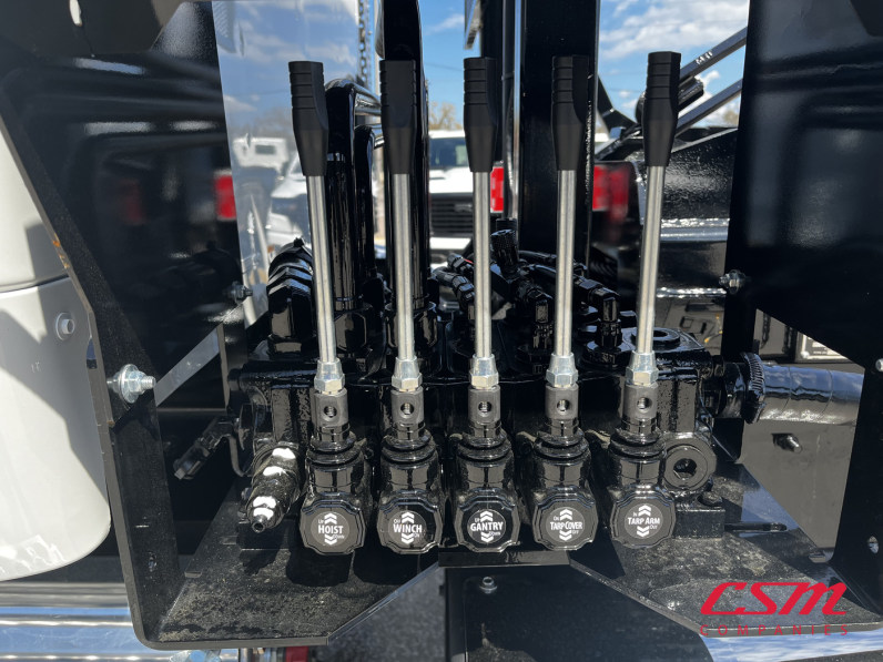 TJ230038-2026-Kenworth-T880