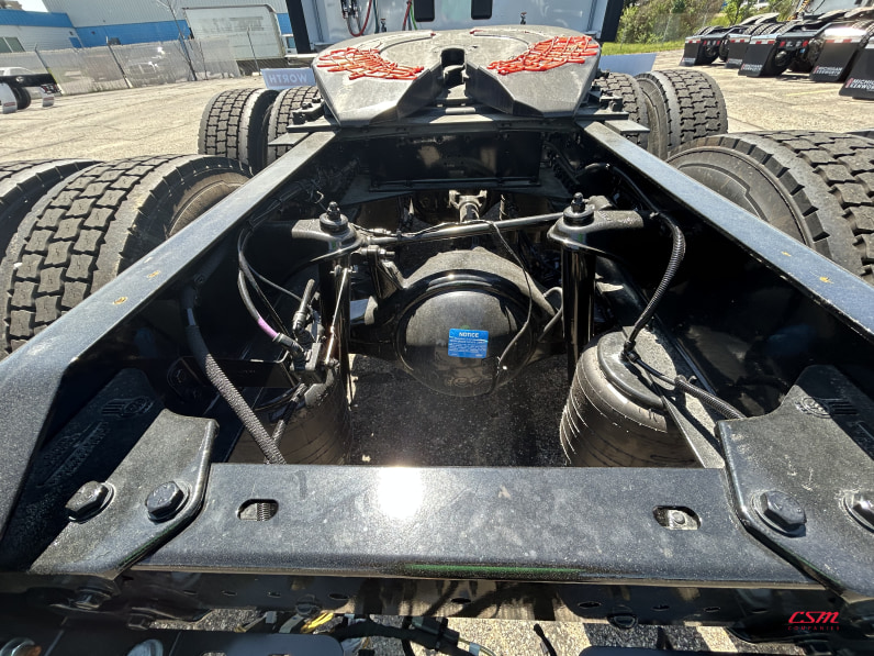 Center rear frame for this 2027 Kenworth T680 Short Hood (Stock number: VJ250501)