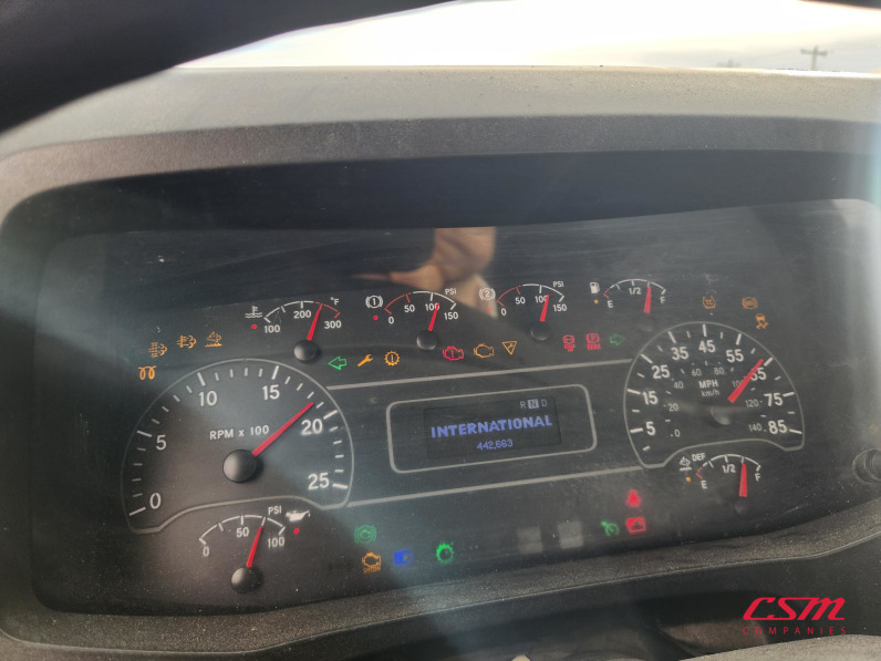 Mileage for this 2020 International RH Series (Stock number: ULN844902)