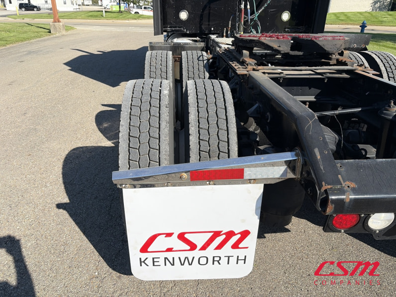 Driver side rear frame and tire tread for this 2022 Kenworth W900L (Stock number: UNR493669)