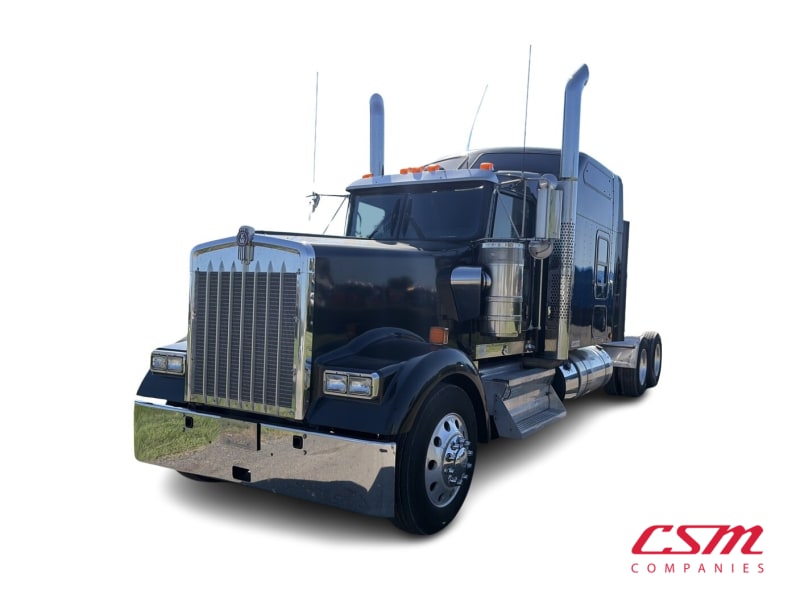 Featured image with white background for this 2022 Kenworth W900L (Stock number: UNR493669)