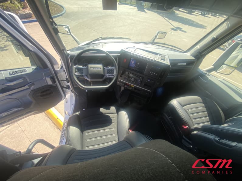 Interior dash for this 2026 Mack Pioneer HB64T (Stock number: TM100262)