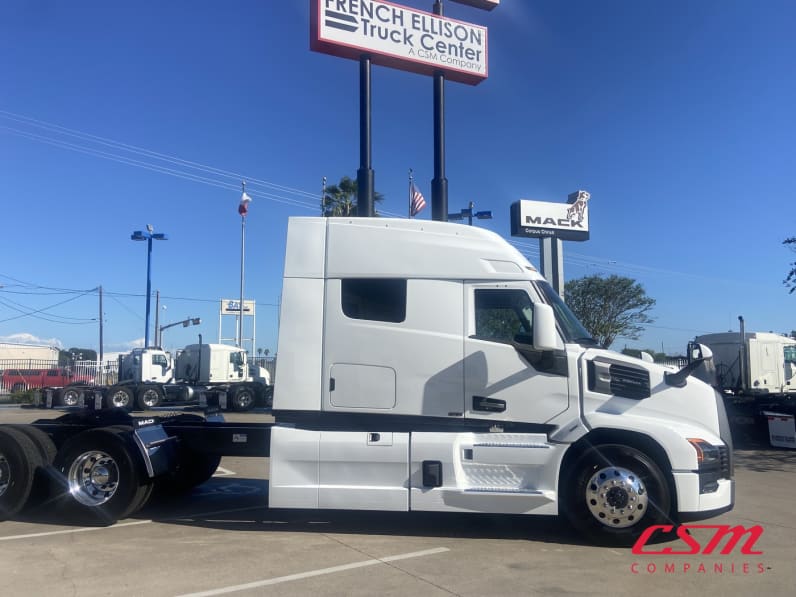 Exterior full passenger side for this 2026 Mack Pioneer HB64T (Stock number: TM100262)