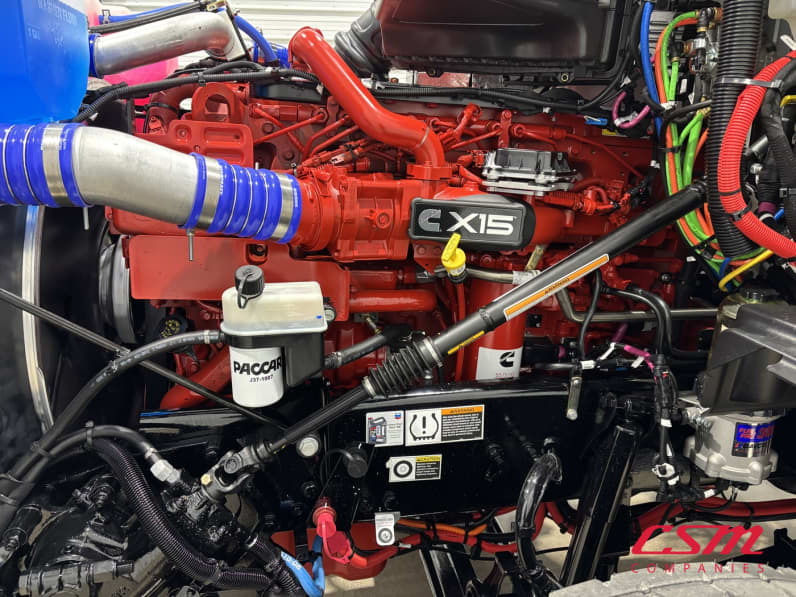 Drivers side engine for this 2027 Kenworth T880 (Stock number: VJ241554)