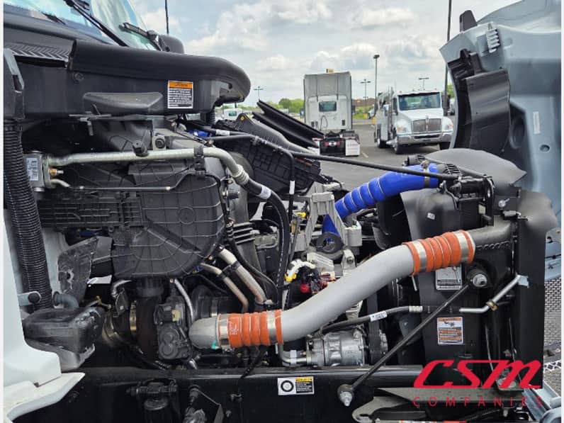 Passenger side engine for this 2025 Kenworth T280 (Stock number: SM169879)