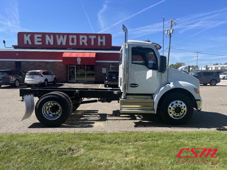 Exterior full passenger side for this 2025 Kenworth T280 (Stock number: SM169869)