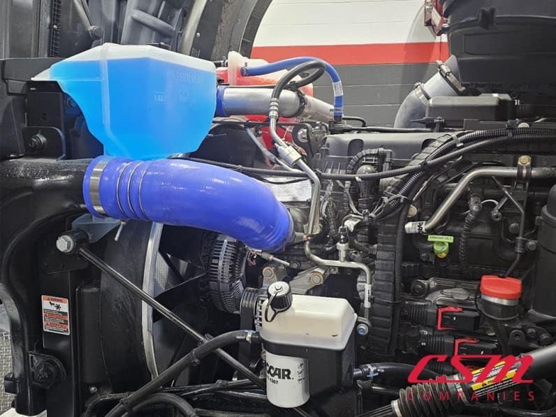 Drivers side engine for this 2025 Kenworth T880 (Stock number: SJ169673)