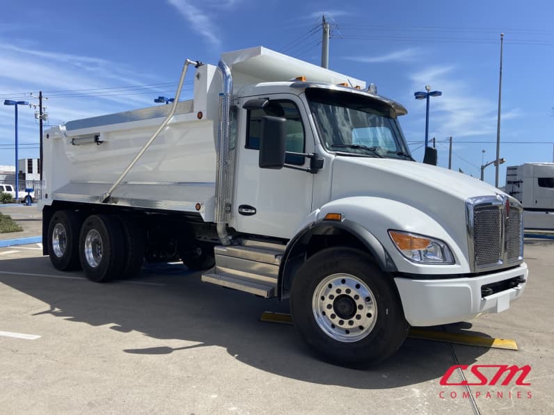 Exterior front passenger side for this 2027 Kenworth T480 (Stock number: VJ238970)