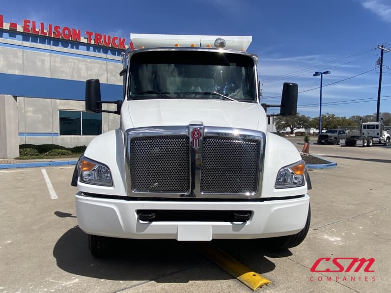 Exterior full front view for this 2027 Kenworth T480 (Stock number: VJ238970)