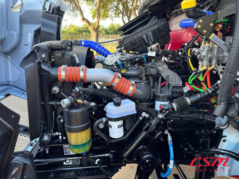Drivers side engine for this 2027 Kenworth T280 (Stock number: VJ239142)