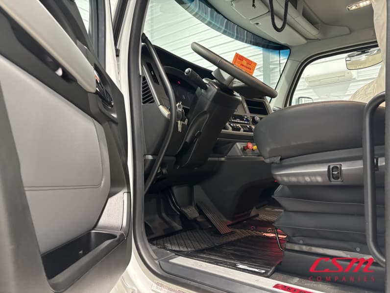 Drivers side door open for this 2027 Kenworth T880 (Stock number: VJ250579)