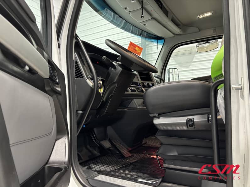 Drivers side door open for this 2027 Kenworth T880 (Stock number: VJ250459)
