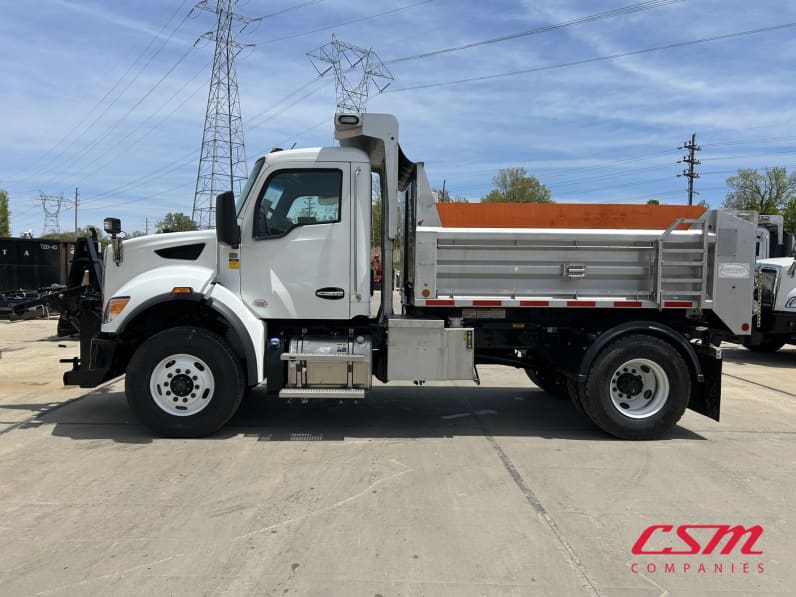 Exterior full driver side for this 2025 Kenworth T480 (Stock number: SM177626)