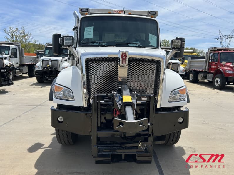 Exterior full front view for this 2025 Kenworth T480 (Stock number: SM177626)