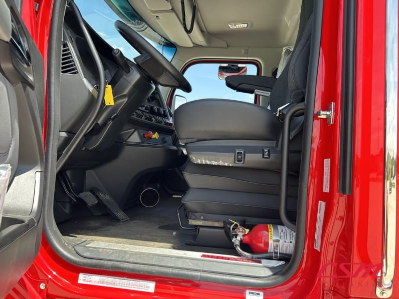 Drivers side door open for this 2026 Kenworth T880S (Stock number: TJ229648)