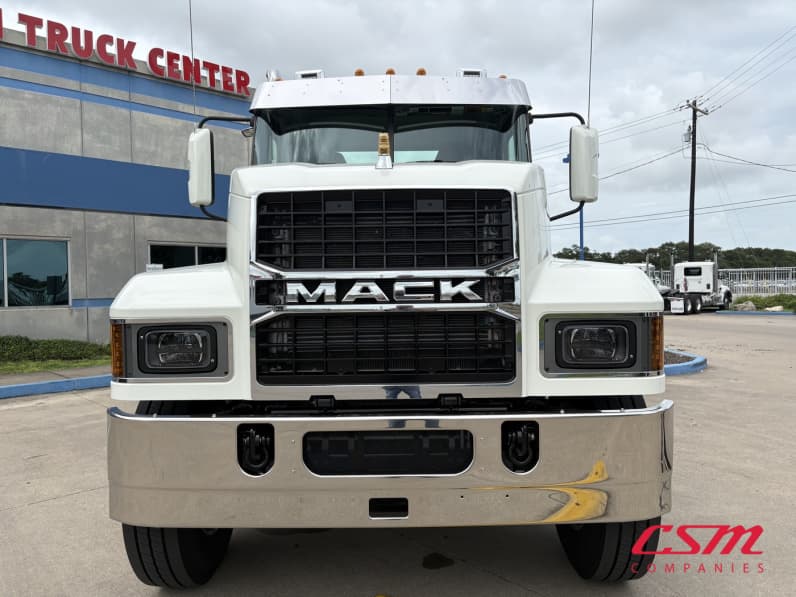 Exterior full front view for this 2027 Mack Pinnacle PI64 (Stock number: VM021226)
