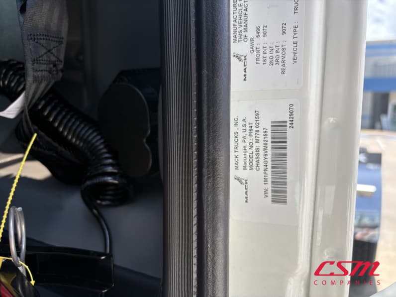 VIN tag for this 2027 Mack Pinnacle PI64 (Stock number: VM021597)