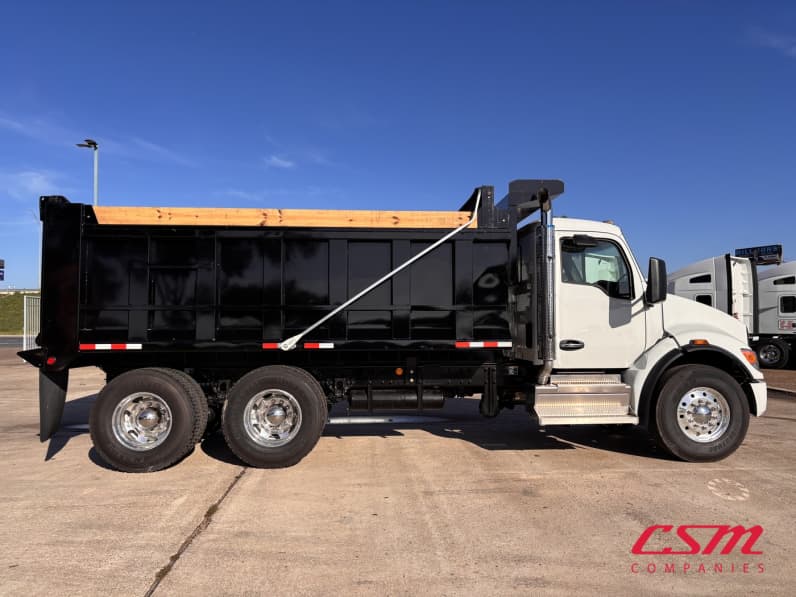 Exterior full passenger side for this 2027 Kenworth T480 (Stock number: VJ239775)