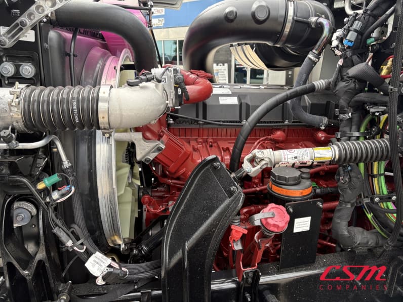 Drivers side engine for this 2027 Mack Pinnacle PI64 (Stock number: VM021599)