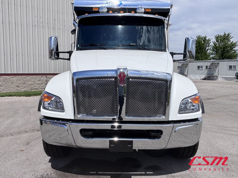Exterior full front view for this 2027 Kenworth T480 (Stock number: VJ240481)