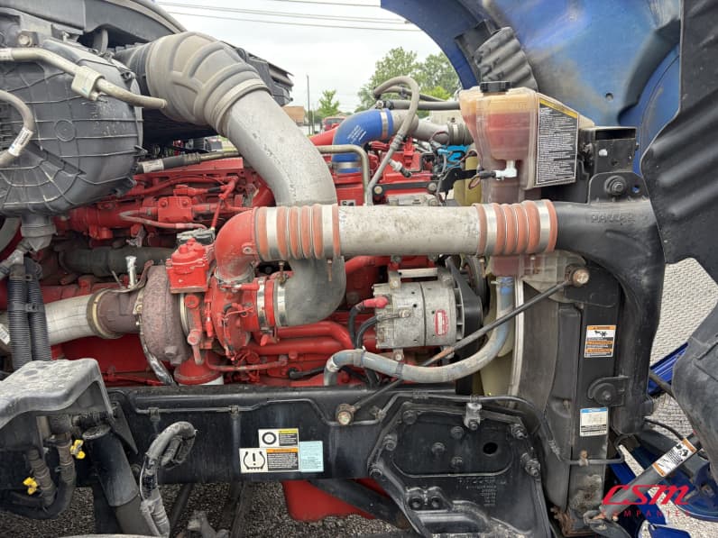 Passenger side engine for this 2022 Kenworth T680 (Stock number: UNJ467130)