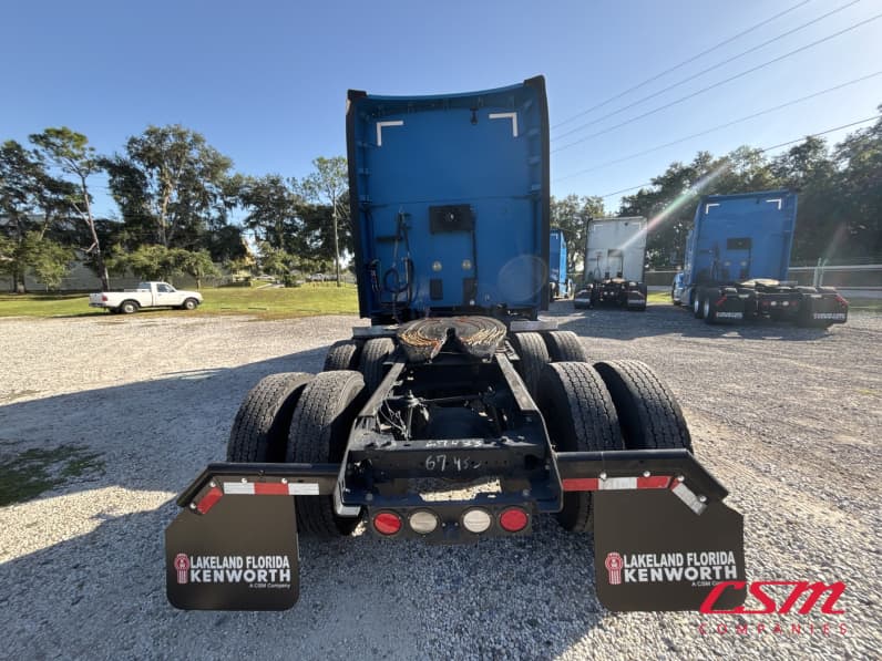Exterior full rear view for this 2023 Kenworth T680 (Stock number: UPJ216761)