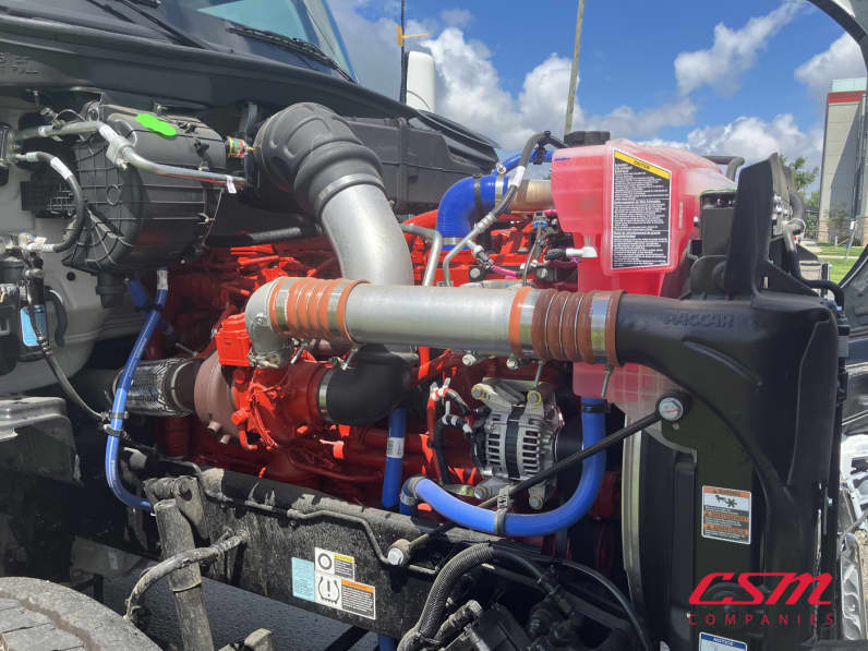 Passenger side engine for this 2026 Kenworth T880 (Stock number: TJ229155)