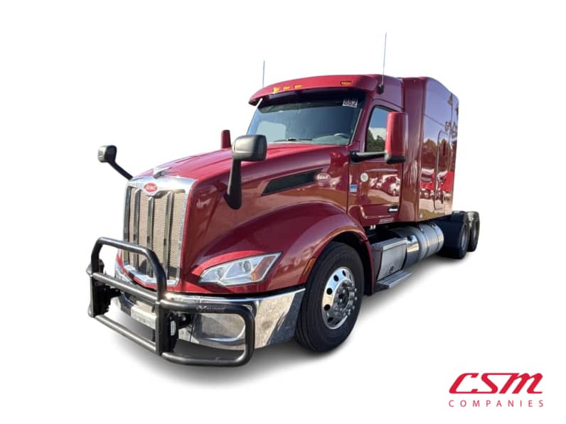 Featured image with white background for this 2023 Peterbilt 579 (Stock number: UPD806283)