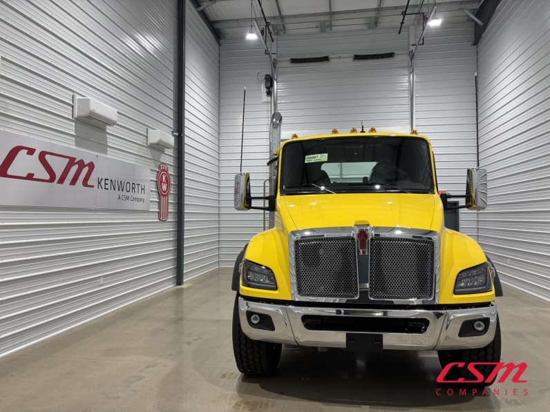 Exterior full front view for this 2027 Kenworth T480 (Stock number: VJ266987)