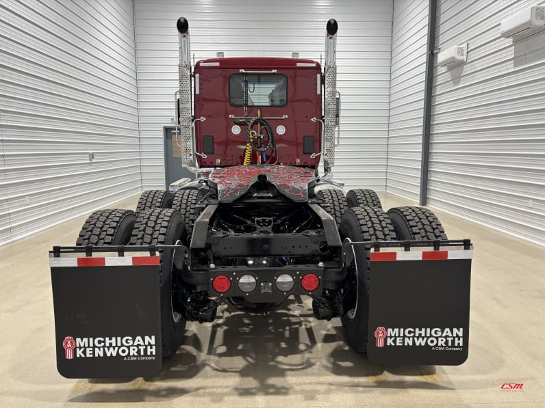 Exterior full rear view for this 2027 Kenworth W990 (Stock number: VJ259934)