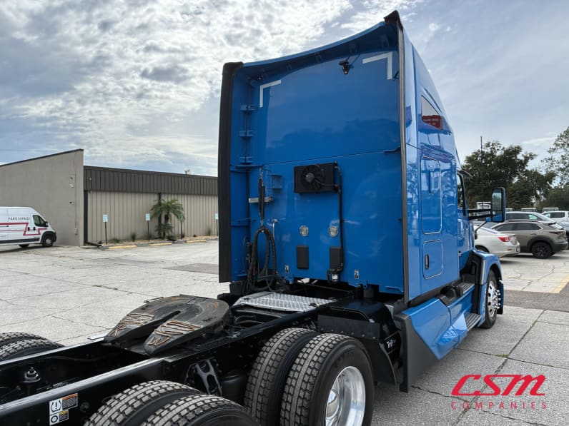 Exterior rear passenger side for this 2023 Kenworth T680 (Stock number: UPJ216883)